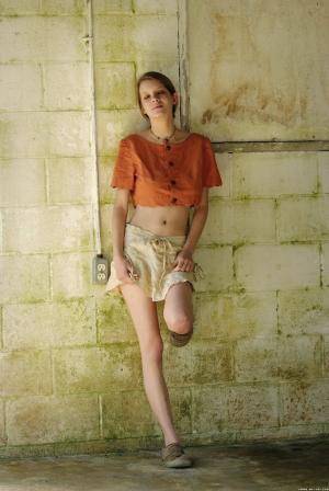 Original 857 px/ 1280 px