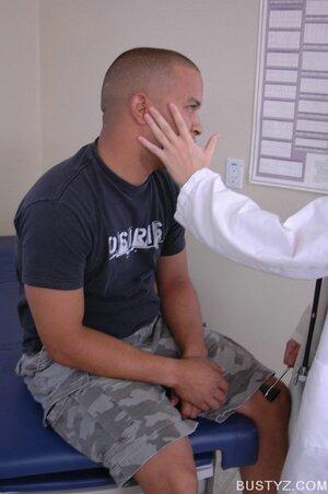 Original 598 px/ 900 px