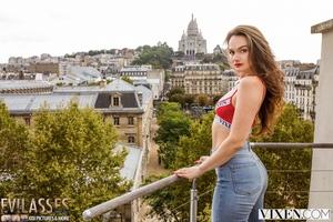 Original 3000 px/ 2000 px