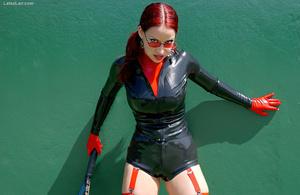 Original 1600 px/ 1042 px