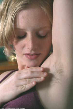 Original 682 px/ 1024 px