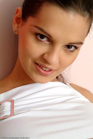 Original 682 px/ 1024 px