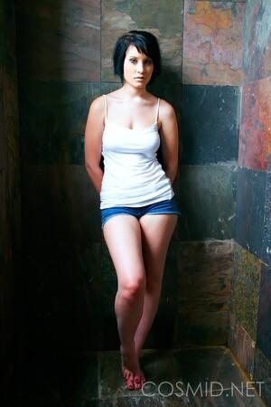 Original 1067 px/ 1600 px