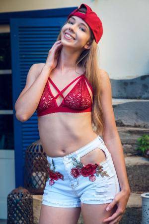 Original 534 px/ 800 px