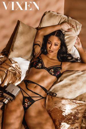 Original 2000 px/ 2999 px