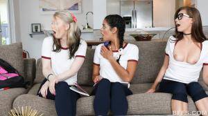 Original 900 px/ 505 px