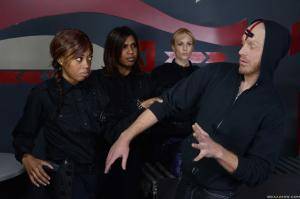 Original 2495 px/ 1663 px