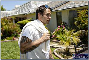 Original 850 px/ 571 px