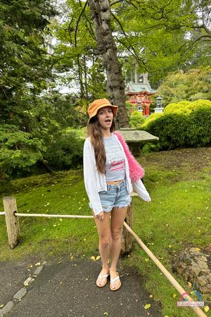 Original 2000 px/ 3000 px