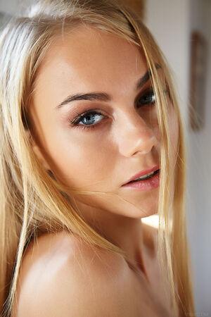 Original 2883 px/ 4324 px