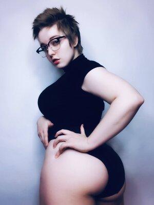 Original 1538 px/ 2048 px