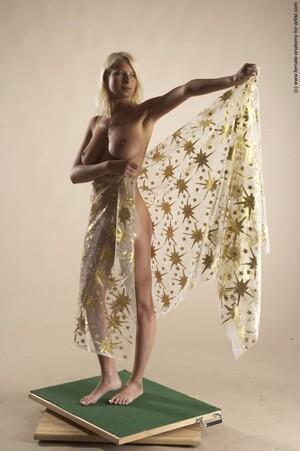 Original 3320 px/ 4992 px