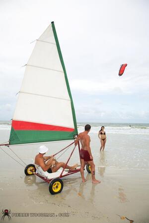 Original 1999 px/ 3000 px