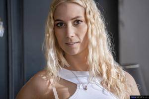 Original 2160 px/ 1441 px