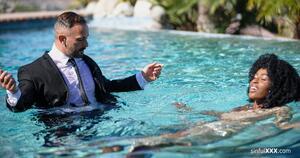 Original 5000 px/ 2637 px