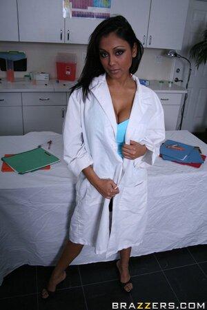 #Brazzers Priyai Rai Doctor Adventures - Deleted Scene Part 1