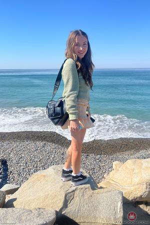 Original 2000 px/ 3000 px