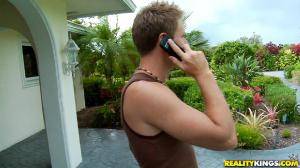 Original 864 px/ 486 px