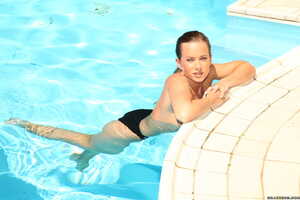 Original 2495 px/ 1663 px