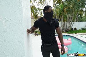 Breaking And Entering In that Pussy Kailani Kai, Jaxxx Slayher