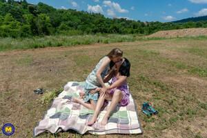 Original 2560 px/ 1707 px