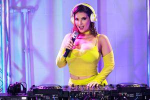 Original 2999 px/ 2000 px