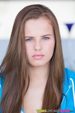 Original 2560 px/ 3840 px