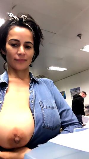 Original 719 px/ 1278 px