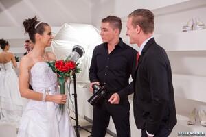 Original 1600 px/ 1067 px