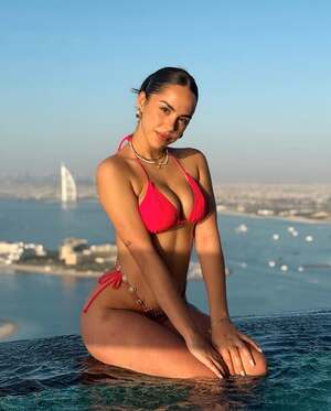 Original 640 px/ 796 px