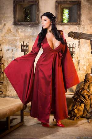#Brazzers Queen Of Thrones Part 2 Romi Rain, Xander Corvus