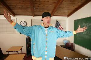 Original 900 px/ 600 px