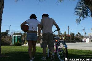 Original 900 px/ 600 px