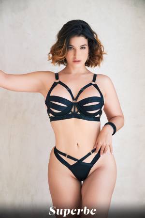 Original 2560 px/ 3840 px