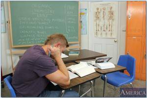 Original 850 px/ 571 px