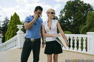 Original 900 px/ 600 px