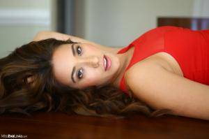 Original 1600 px/ 1066 px