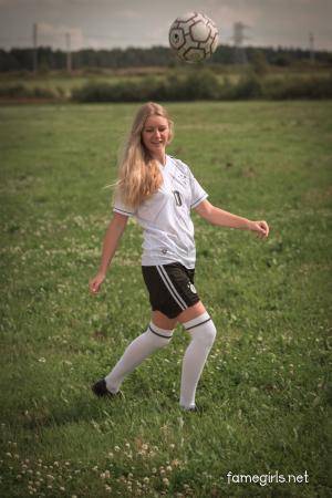 Original 3840 px/ 5760 px