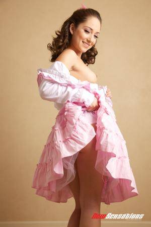 Original 683 px/ 1024 px