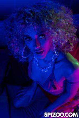 Original 1467 px/ 2200 px