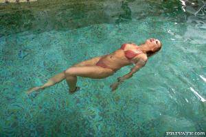 Original 1600 px/ 1067 px