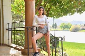 Original 1280 px/ 852 px