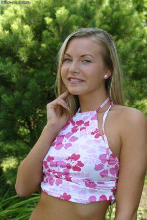 Original 683 px/ 1024 px