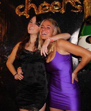 Original 1080 px/ 1310 px