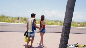 Original 1278 px/ 719 px