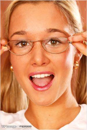 Original 900 px/ 1353 px