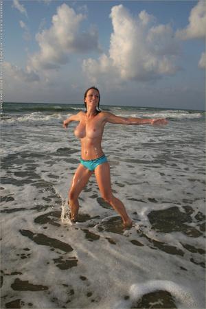 Original 853 px/ 1280 px