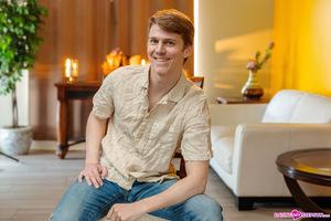 Original 8192 px/ 5464 px