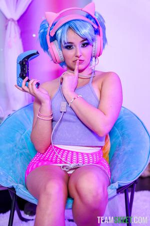 #TeamSkeet Leana Lovings, Krissy Knight - Game Night