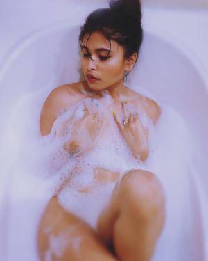 Original 1638 px/ 2048 px